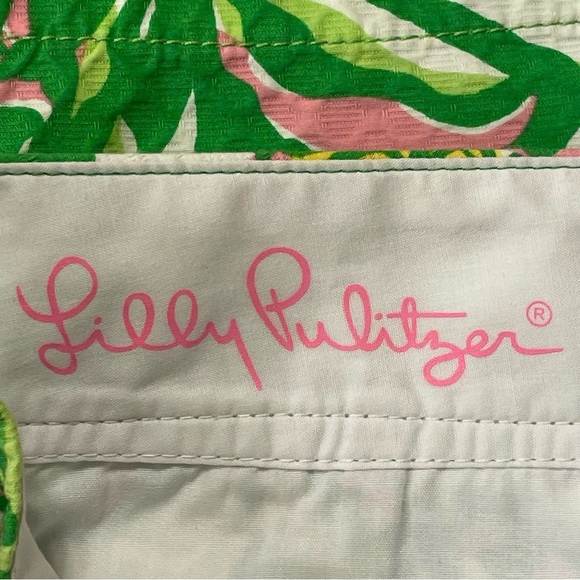 LILLY PULITZER NWOT The Callahan Short in Resort White Seeing Pink Elephants - Picture 5 of 8